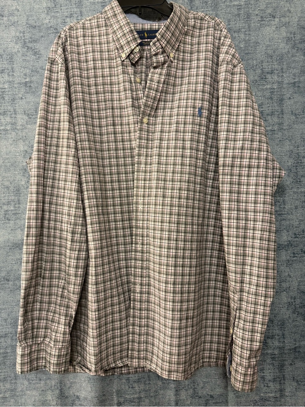 Men’s LS Button Down Shirt. XXL